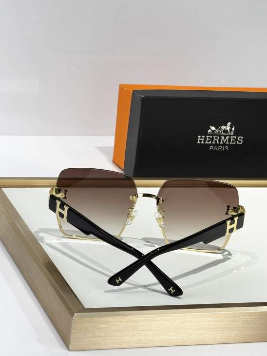 Picture of Hermes Sunglasses _SKUfw73237167fw